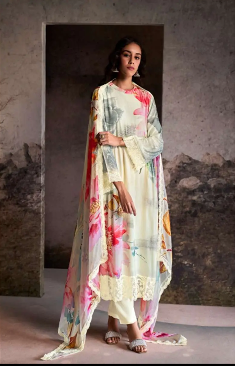 Aiqa Shaina Latest Designer Velvet Suit