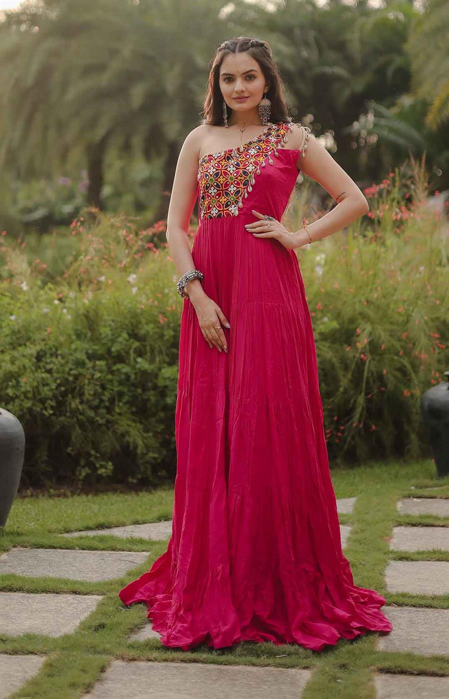 Navratri Gamthi Gown For Women In Pink